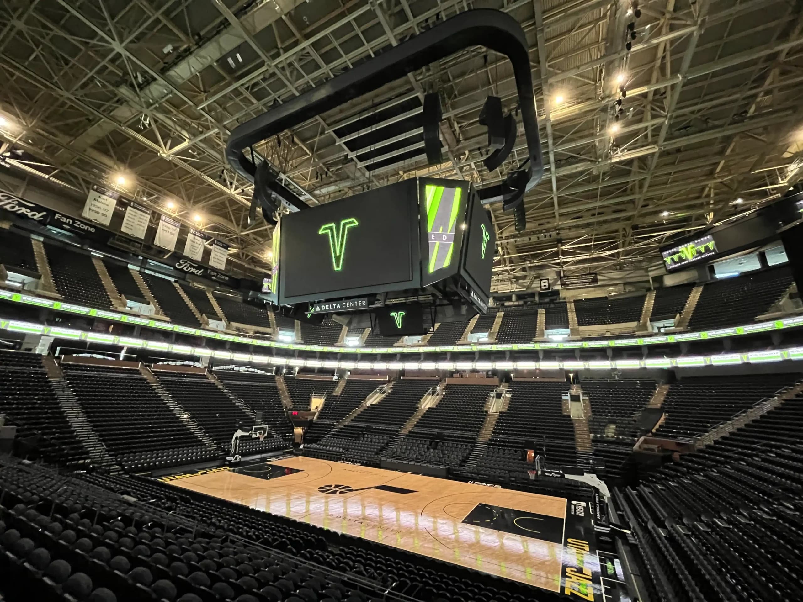 Closed network streaming Closed network streaming