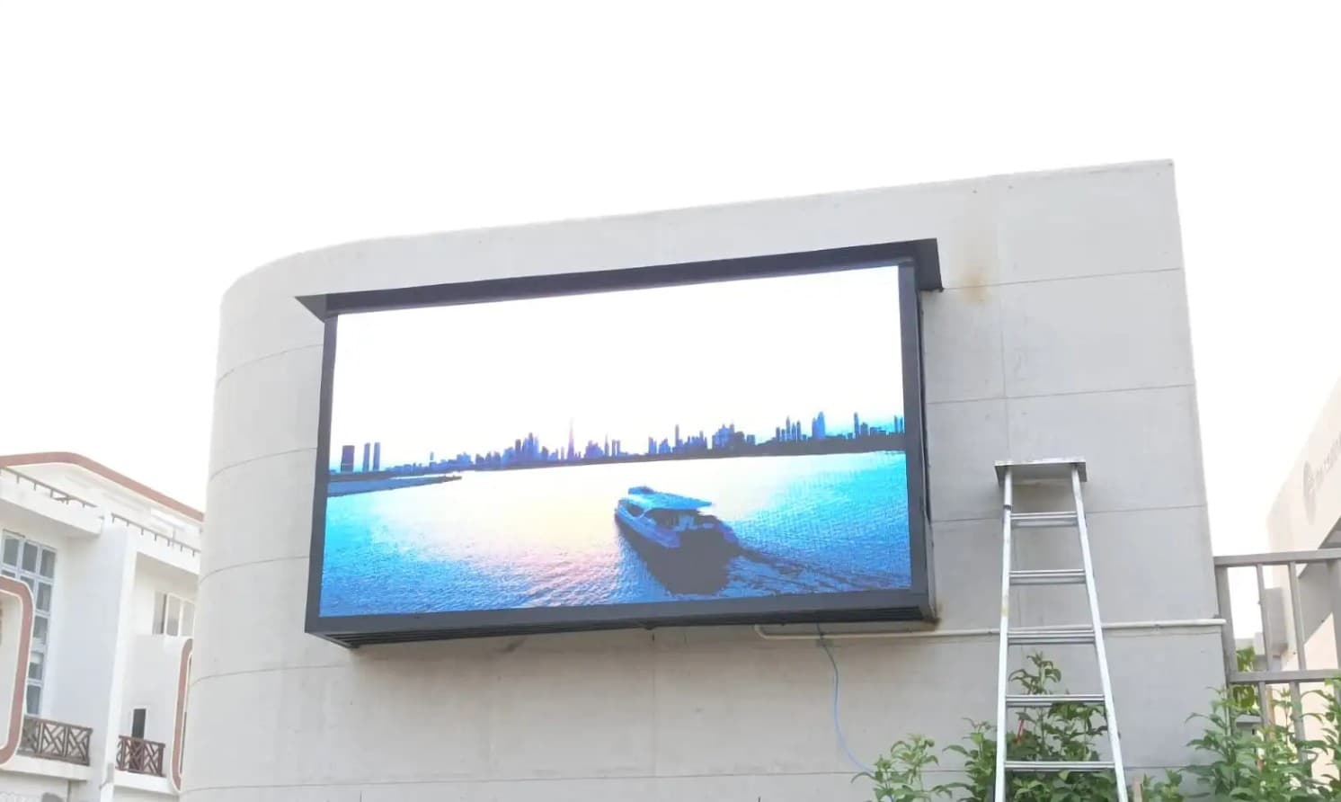 Tucson LED Displays for Outdoor Spaces: Sun-Bright Tech That Lasts Tucson LED Displays for Outdoor Spaces: Sun-Bright Tech That Lasts